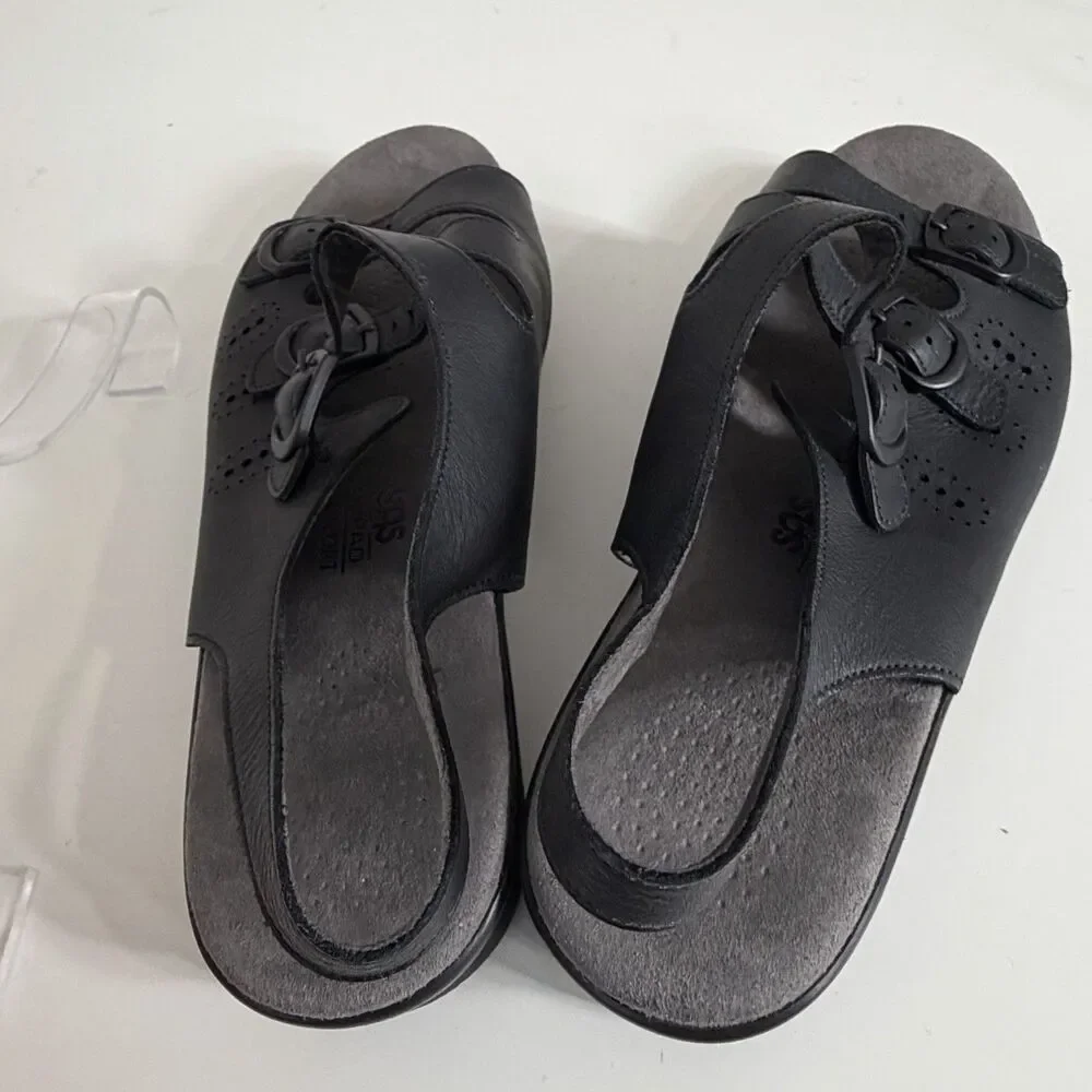 SAS Sandals Womens 9.5 Black Leather Caress Slingback Ankle Strap Wedge Heel USA